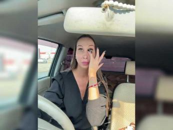 HOT_honey webcam bongacams model stream image