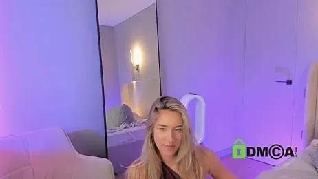 Wallflowerr webcam model stream image