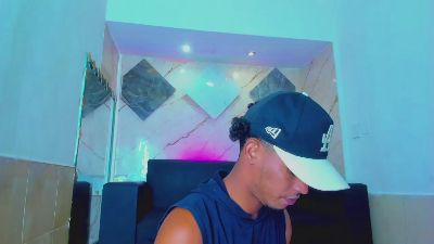 Collin_of1 webcam model stream image