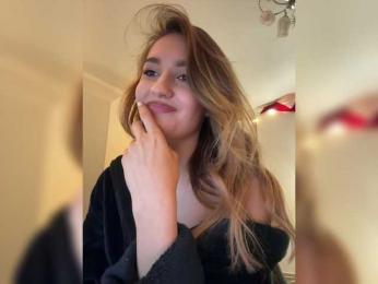 -Lana-Chester- webcam bongacams model stream image