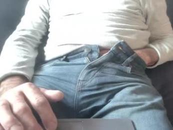 thickrum webcam chaturbate model stream image