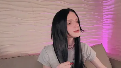 madi_snow webcam model stream image