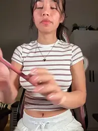 Adriennesexxx webcam model stream image