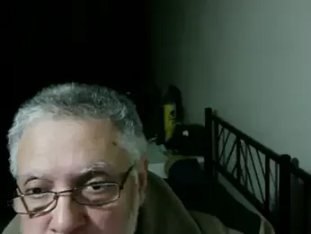 100Tauros webcam model stream image