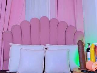 nicolemadrird webcam model stream image