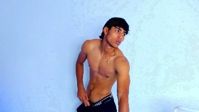 zander_20 webcam model stream image