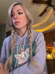 propertyofdaddy webcam model stream image