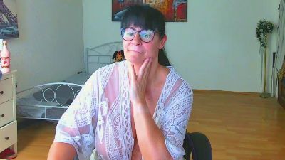 illymaus webcam model stream image