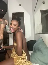 surftattoo webcam model stream image