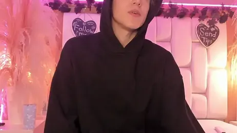 Daphne_And_Roger webcam model stream image