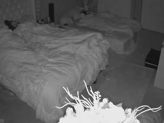 voyeurcam-house-charleys-room webcam camsoda model stream image