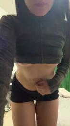 Viqueen webcam model stream image