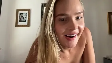 xo_madeline webcam model stream image