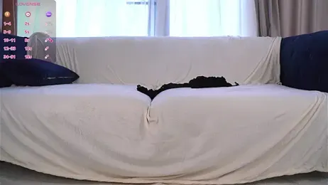 LindaFarm webcam model stream image