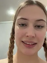 blonde_exe webcam model stream image