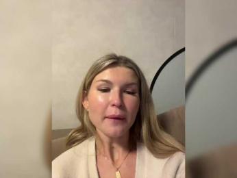 GiaVibey webcam bongacams model stream image