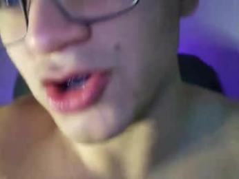 lilhotnando webcam model stream image