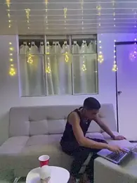 Mike_and_Rayan webcam model stream image