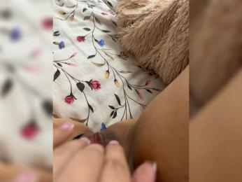 Alenka-may26 webcam model stream image