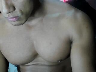 Mat Strong webcam flirt4free model stream image