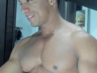 Mat Strong webcam flirt4free model stream image