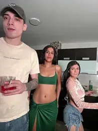 kevin_hotgirls webcam stripchat model stream image