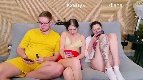 Ksenny webcam stripchat model stream image