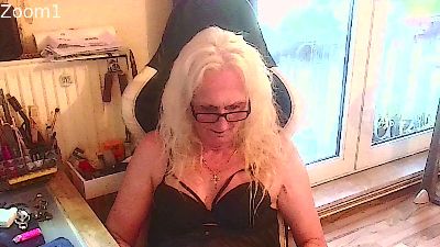 LolaRent66 webcam model stream image