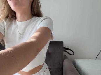 DiamondMood webcam model stream image