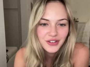 luvaimee webcam chaturbate model stream image