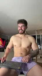 Valenthino_Salvatore webcam stripchat model stream image