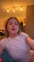 lola1_2_ webcam cam4 model stream image