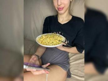 lina_wap webcam bongacams model stream image