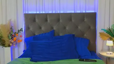 Ariana_Petite webcam stripchat model stream image