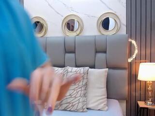 Aliah Manzur webcam flirt4free model stream image