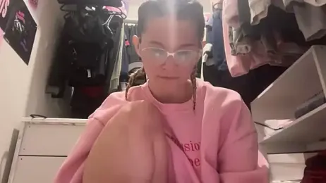 Riley_ray69 webcam stripchat model stream image