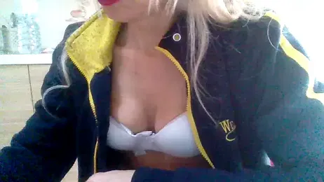 Kelly80 webcam stripchat model stream image