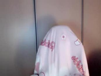 oh_pichuu webcam chaturbate model stream image