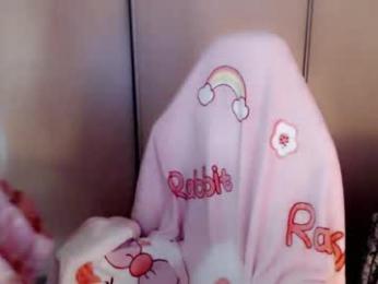 oh_pichuu webcam model stream image