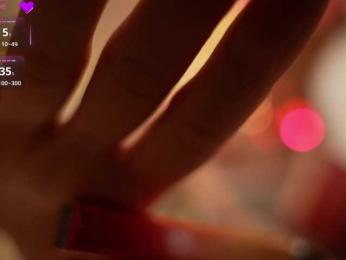 MilaLuxury webcam bongacams model stream image