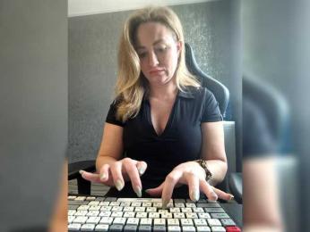 goddesssssss webcam bongacams model stream image