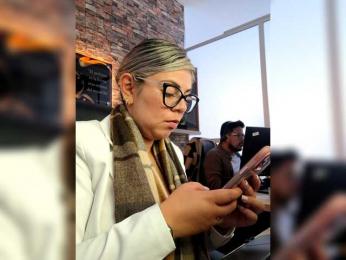 Cata-office1 webcam model stream image