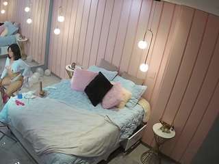 voyeurcam-casa-salsa-bathroom-2 webcam model stream image