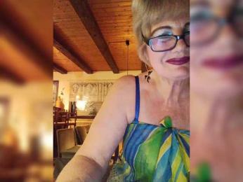 BoloshkaBlonda webcam model stream image