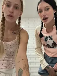 kira_mia webcam stripchat model stream image