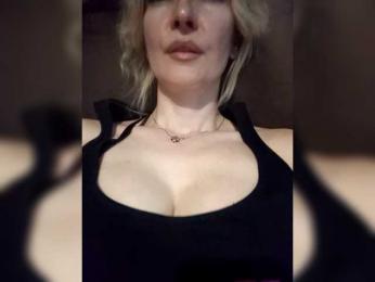 blue_Flame webcam model stream image