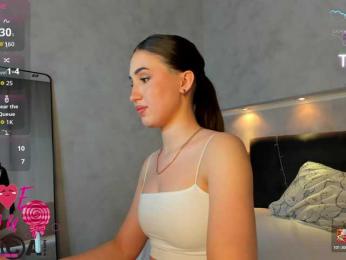 Emily-Lews webcam model stream image