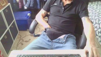 Kevinareux60 webcam model stream image