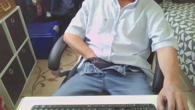 Kevinareux60 webcam model stream image