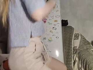 keshiavondracek webcam camsoda model stream image